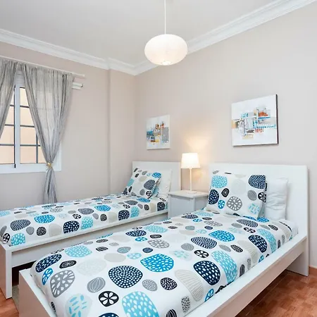 Sea & Mountain Views Apt. With Terrace *