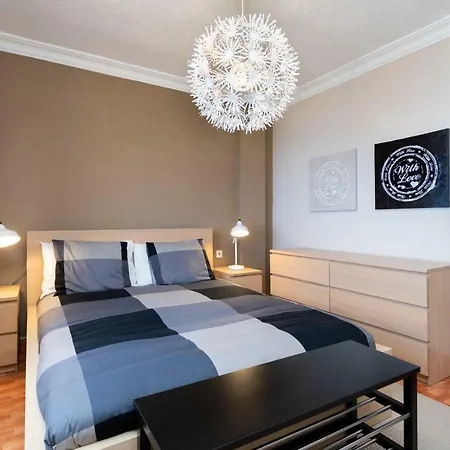 Sea & Mountain Views Apt. With Terrace